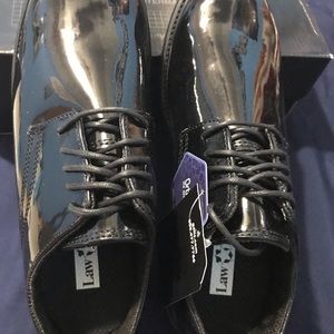 Hi gloss Oxford shoes